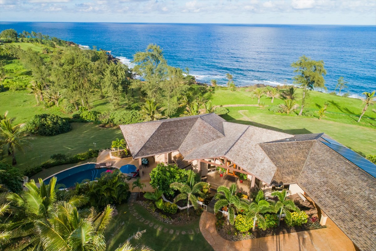 Oceanfront Kauai house